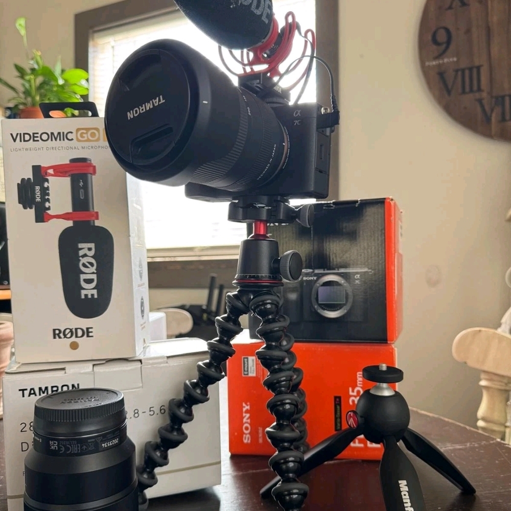 Sony Black Camera with Rode Microphone and Extras SD Card Lenses